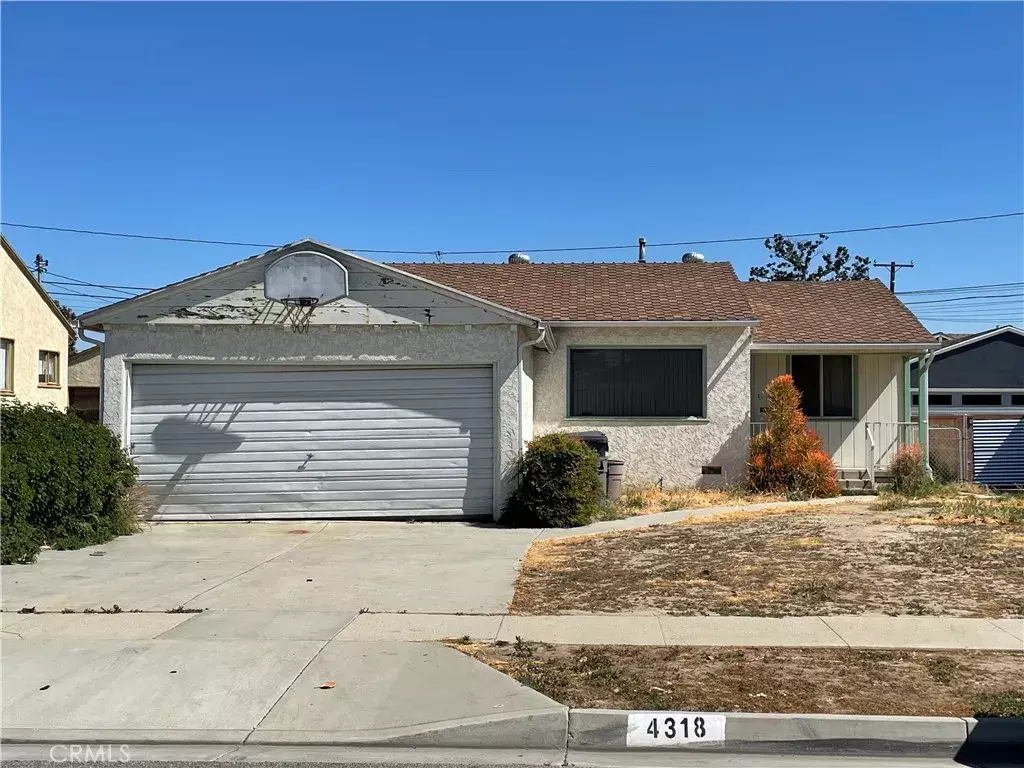Lakewood, CA 90712,4318 Deeboyar Avenue