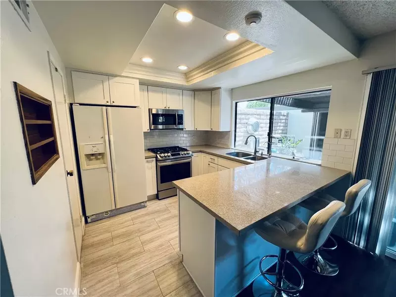 5950 Southern Avenue, South Gate, CA 90280