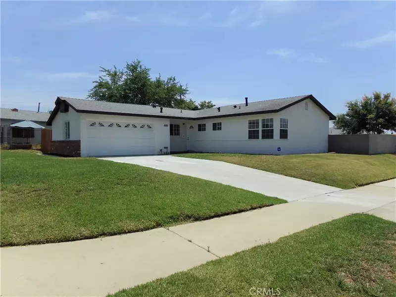 2272 Los Flores Street, Pomona, CA 91767