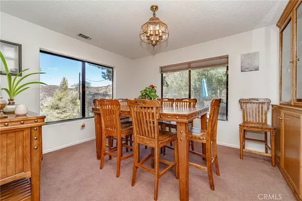 Colton, CA 92324,9385 Crest Road