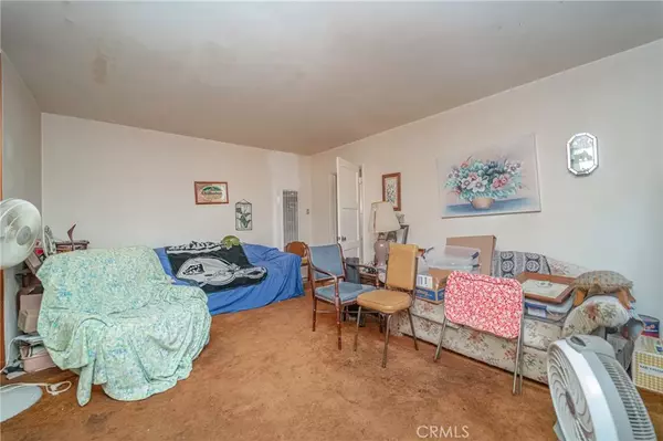Montebello, CA 90640,753 Davis Avenue