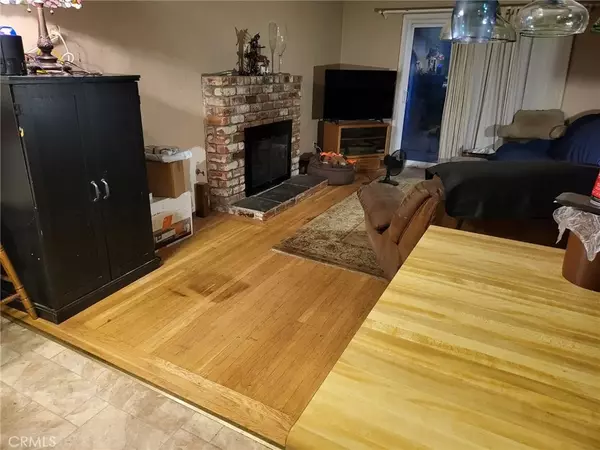 Carmichael, CA 95608,5841 Sharps Circle