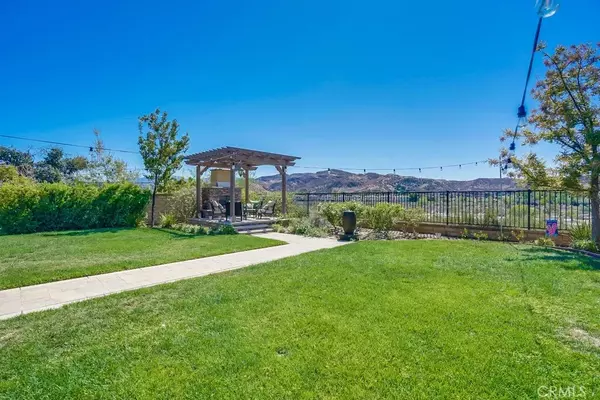 Saugus, CA 91350,22494 Brightwood Place