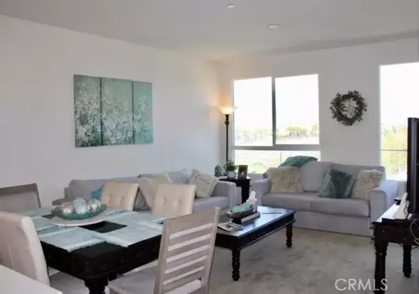 Playa Vista, CA 90094,12655 Bluff Creek Drive #303