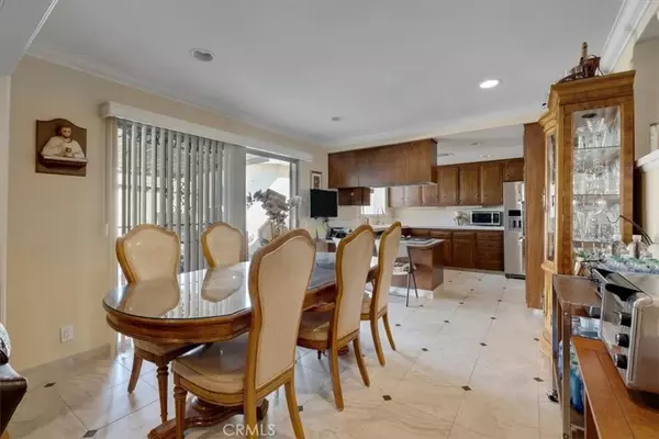 Fountain Valley, CA 92708,9213 Talbert Avenue