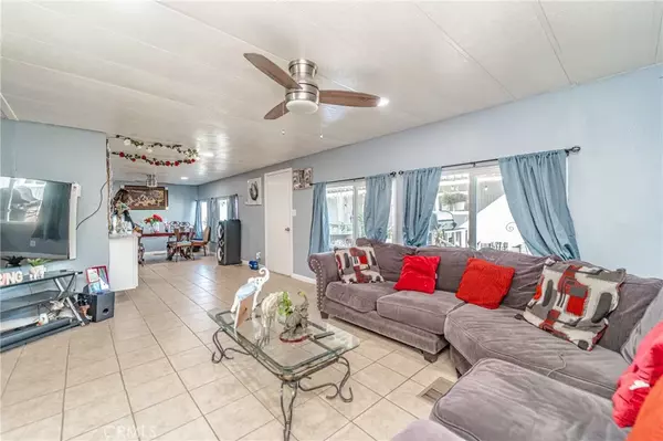Ontario, CA 91761,1855 E Riverside #270