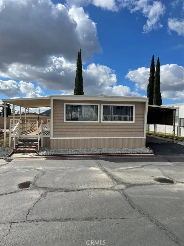 Bloomington, CA 92316,17455 Marygold #98