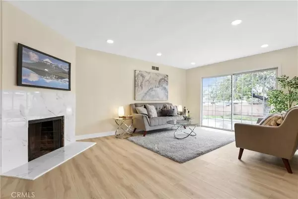 North Hollywood, CA 91605,8169 Coldwater Canyon Avenue