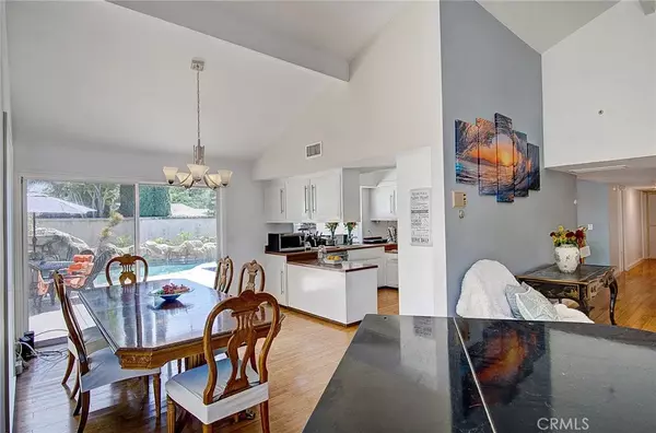 Rossmoor, CA 90720,2682 Salmon Drive