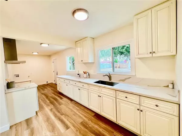 Bellflower, CA 90706,9575 Rosecrans Avenue