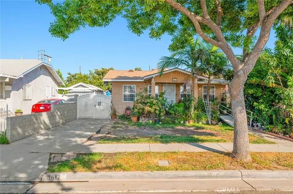 8614 S SOUTH GATE Avenue South, South Gate, CA 90280