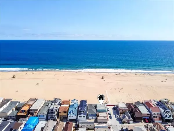 Newport Beach, CA 92663,1726 W Oceanfront