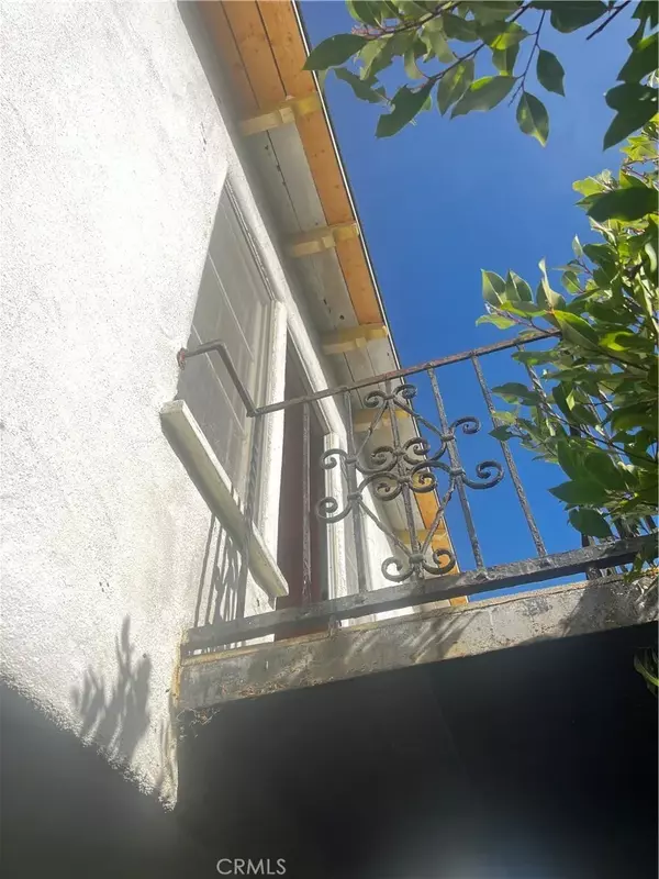 West Hollywood, CA 90069,1248 Ozeta