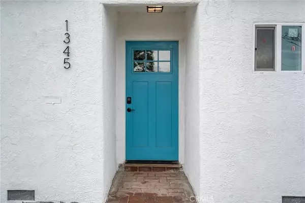 Montebello, CA 90640,1345 Carob Way