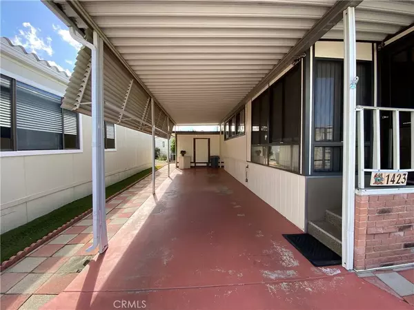 San Jacinto, CA 92583,1423 Sierra Drive