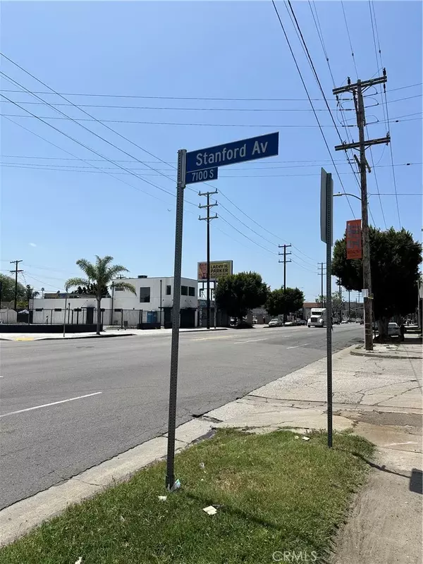 Los Angeles, CA 90001,710 E Florence