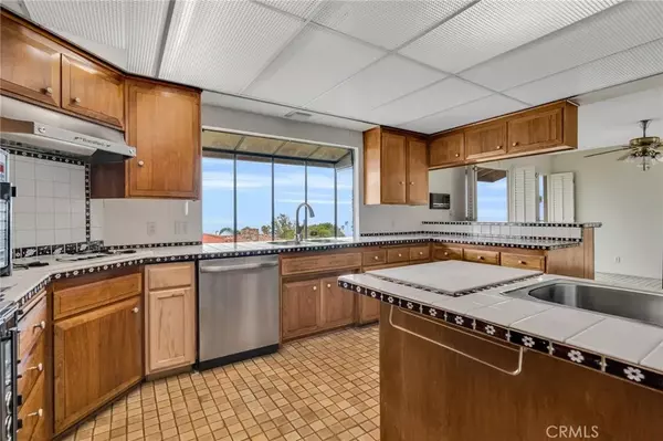 Rancho Palos Verdes, CA 90275,31107 Marne Drive