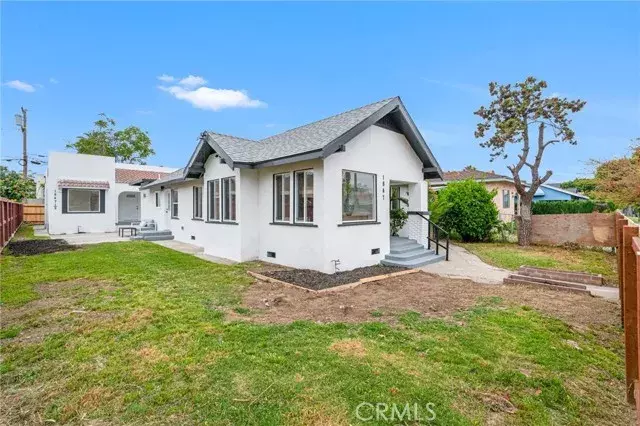 Long Beach, CA 90806,1847 Myrtle Avenue