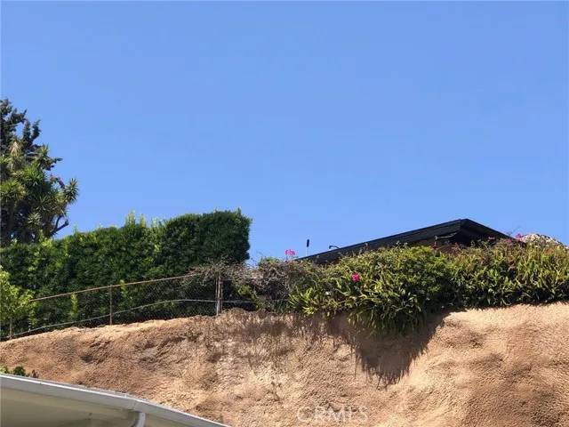 West Hollywood, CA 90069,0 Woods