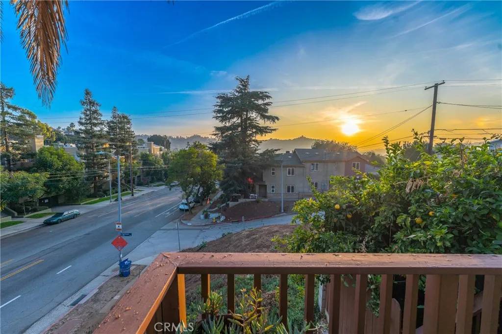 Los Angeles, CA 90042,6205 Monterey Road