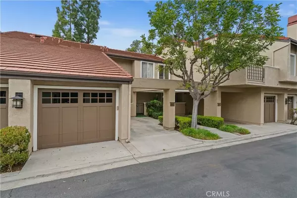 Irvine, CA 92612,154 Stanford Court #77