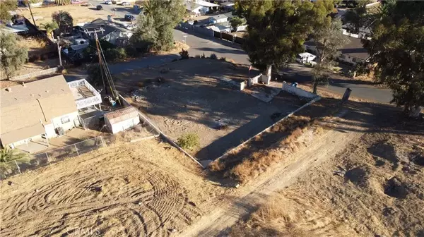 Lake Elsinore, CA 92530,29625 La Shell