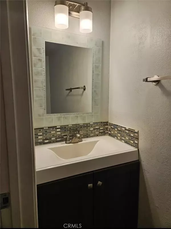 La Habra, CA 90631,958 E La Habra Boulevard #106