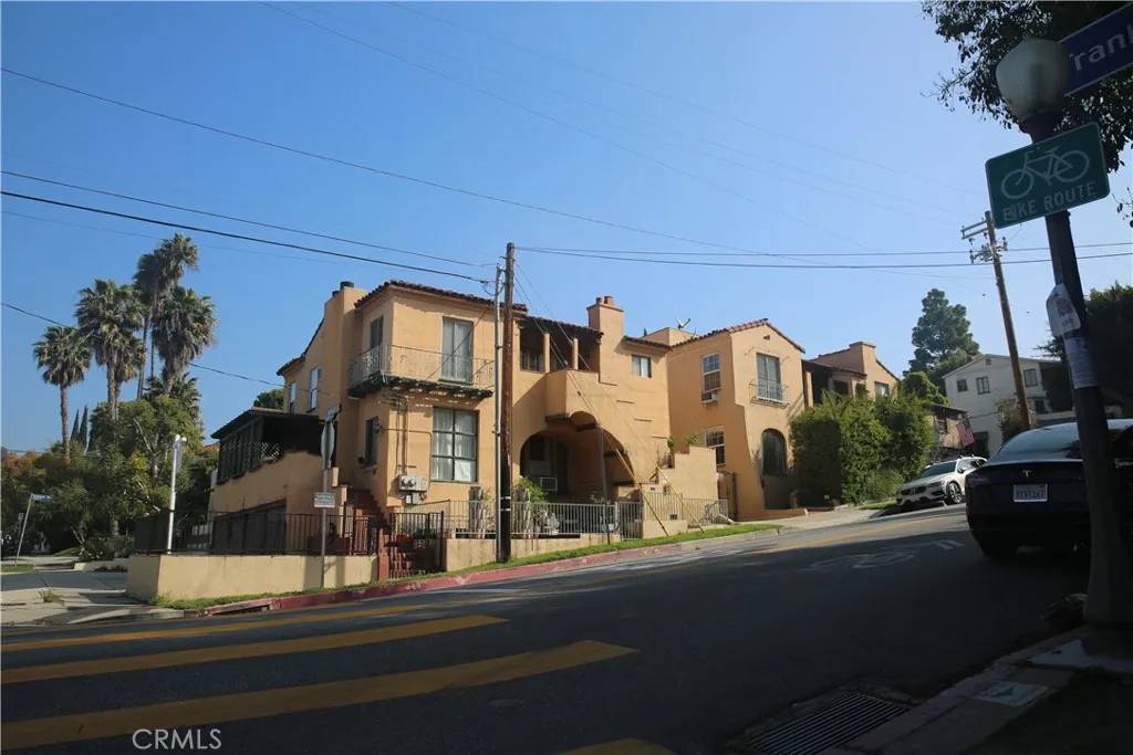4253 Franklin Avenue, Los Angeles, CA 90027