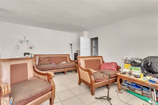 Montebello, CA 90640,2505 W Via Acosta