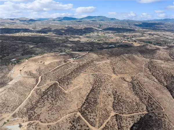 Hemet, CA 92544,41095 Voyager