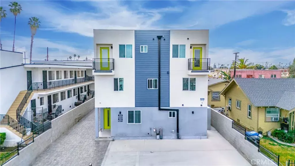 Los Angeles, CA 90044,524 W 75th Street