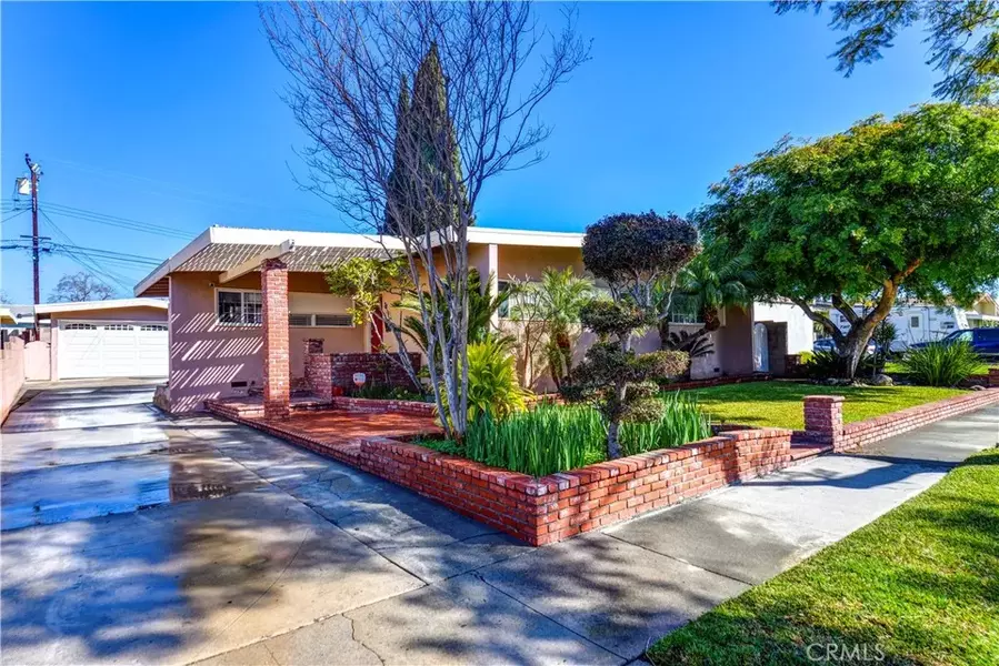 15509 Midcrest Dr., Whittier, CA 90604