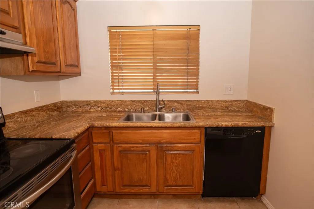 Inglewood, CA 90302,719 N Eucalyptus Avenue #19A