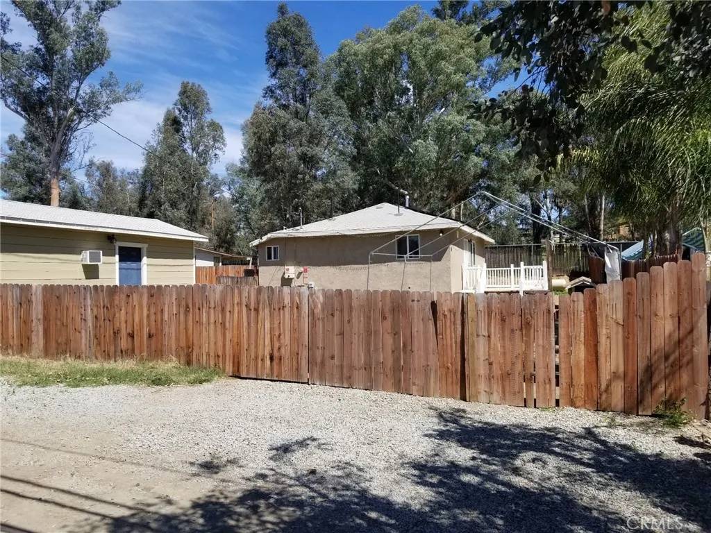 28674 Quail Pl, Canyon Lake, CA 92587