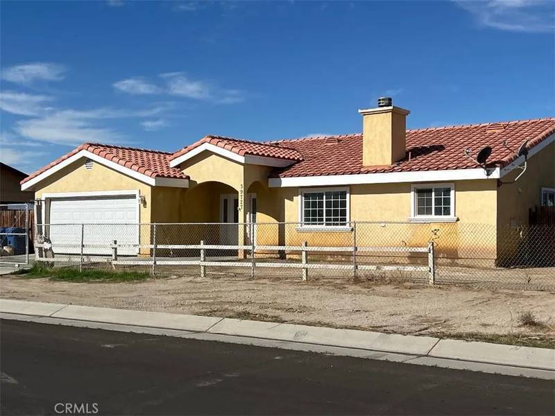 39727 171st Street East, Lake Los Angeles, CA 93591