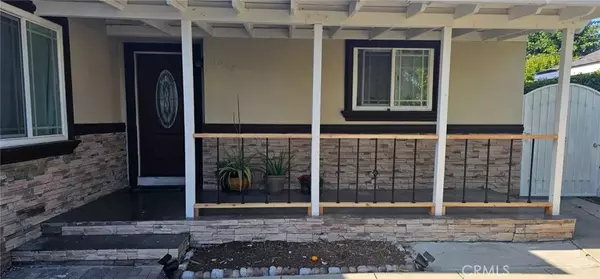 Santa Ana, CA 92706,1043 W Orange Road