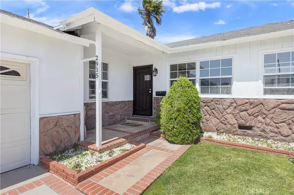 Gardena, CA 90249,2915 W 129th Place