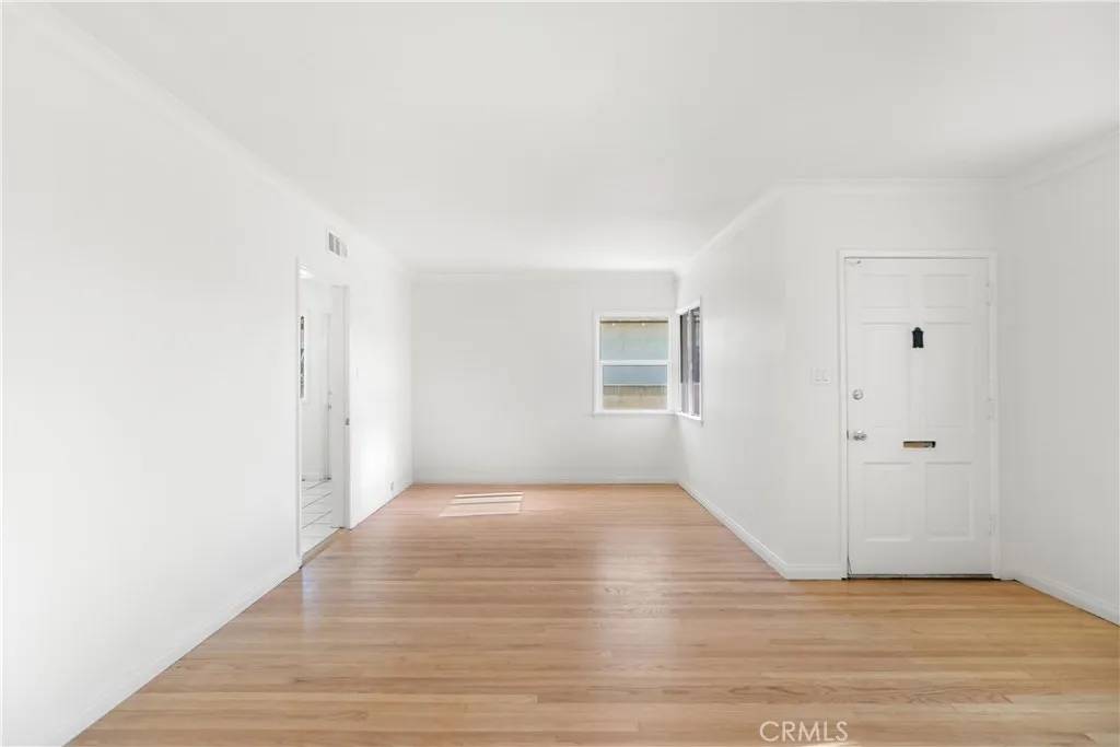 Lakewood, CA 90712,6142 Pearce Avenue