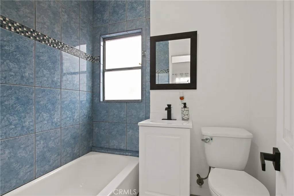 Los Angeles, CA 90059,2103 E 113th Street