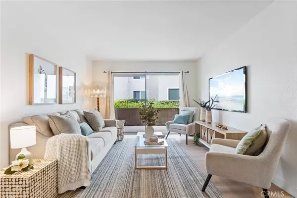 Lake Forest, CA 92630,21951 Rimhurst Drive #F201