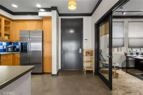 Garden Grove, CA 92840,12842 Palm Street #301
