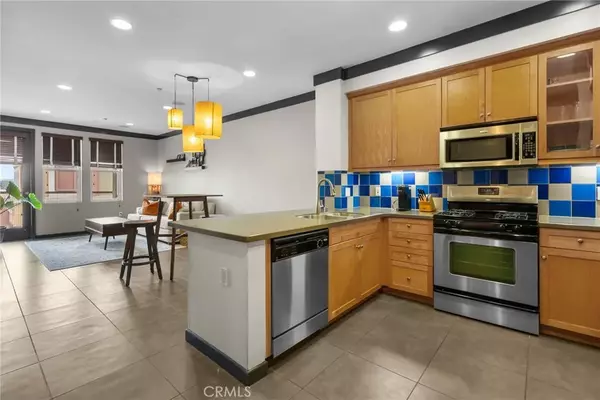 Garden Grove, CA 92840,12842 Palm Street #301