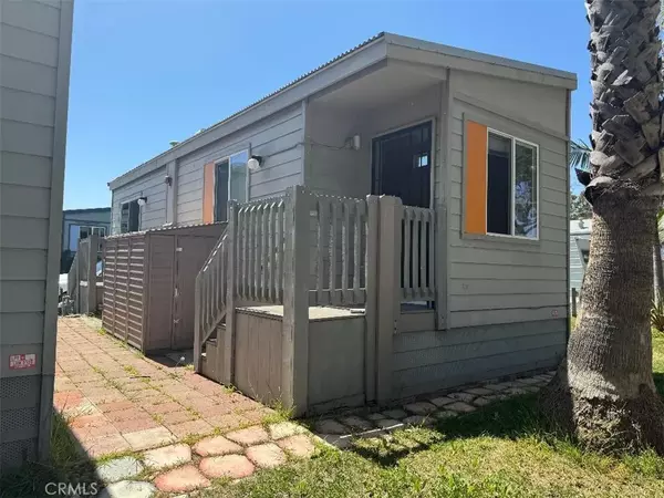 1930 Stewart St. #75, Santa Monica, CA 90404