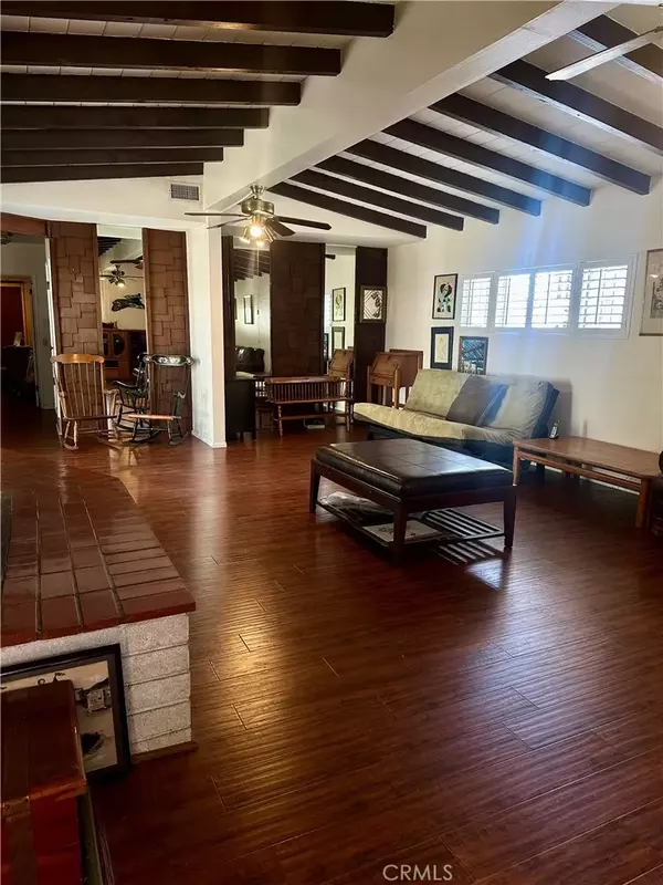 Montebello, CA 90640,2917 Via San Carlo