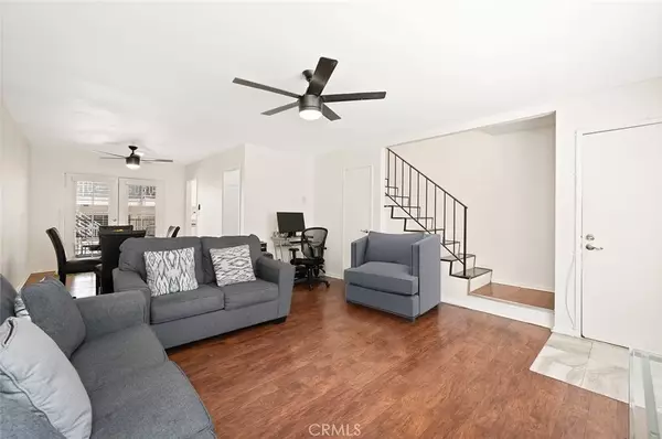 Inglewood, CA 90302,933 N Cedar Street #6