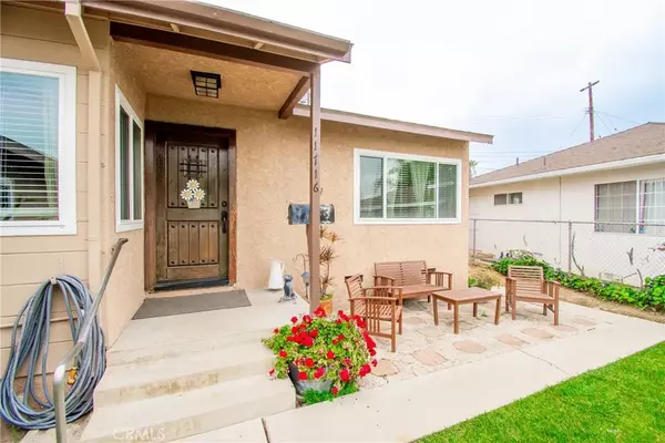 La Mirada, CA 90638,11716 Ronald Drive