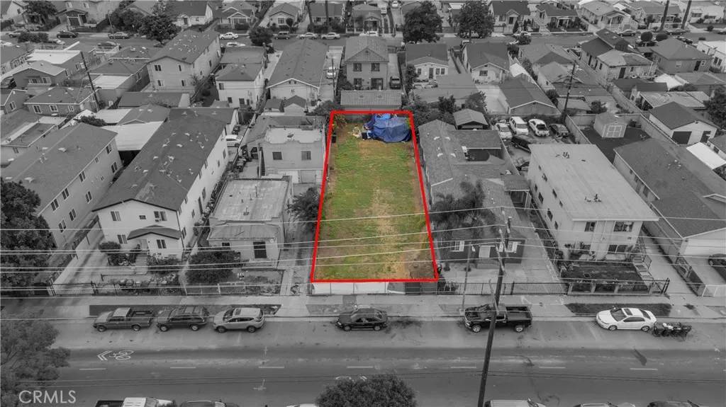 Los Angeles, CA 90003,214 W 92nd
