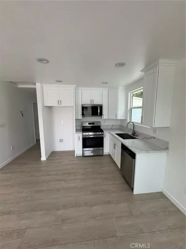 Pico Rivera, CA 90660,4748 Garrick Avenue