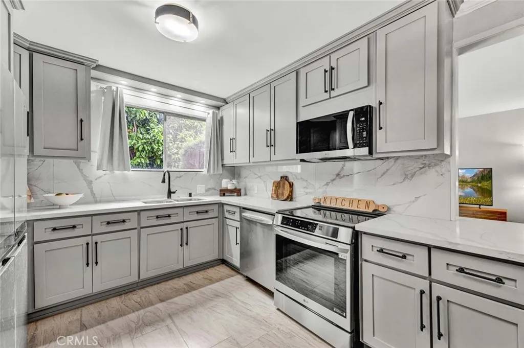 2049 E 3rd Street #3, Long Beach, CA 90814
