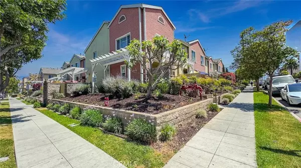 1500 Pine Avenue #19, Long Beach, CA 90813